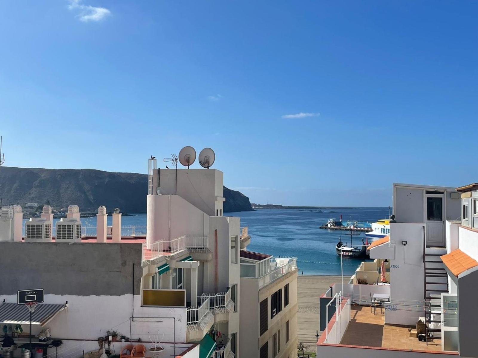 Few Steps From The Beach Hostel In Los Cristianos Arona (Tenerife) Exterior foto